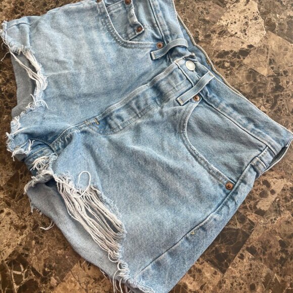 LEVI’S  501 JORTS DENIM DISTRESSED PREMIUM SZ 26 GRUNGE SHORTS RIPPED VERSATILE - Picture 13 of 16